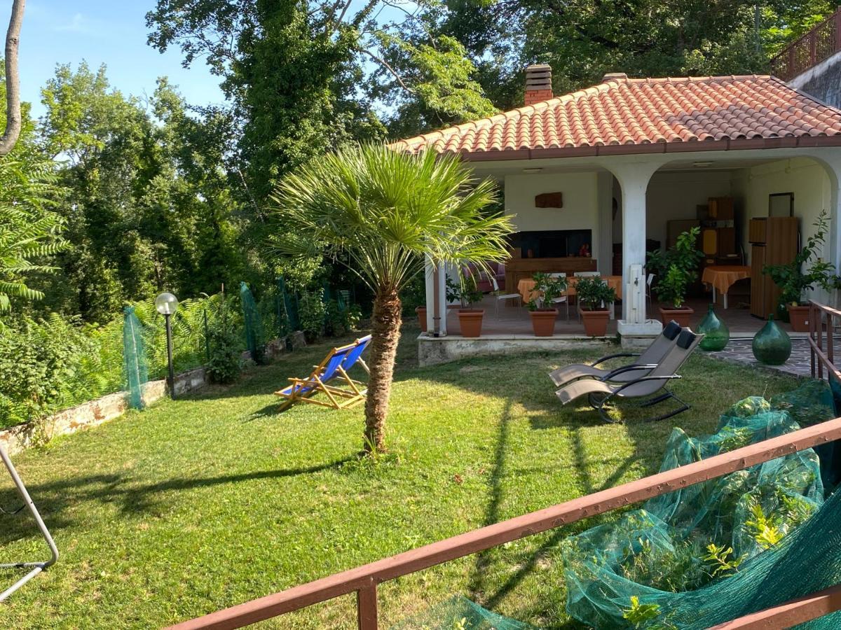 B&B Rox E Claudia Lugnola Exterior photo